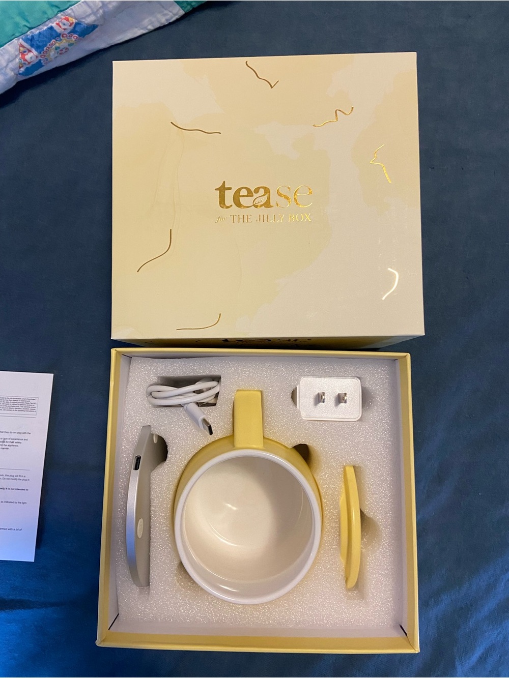 Tease for the Jilly Box Yellow Smart Heated Mug Kit 2.0 with wireless charger